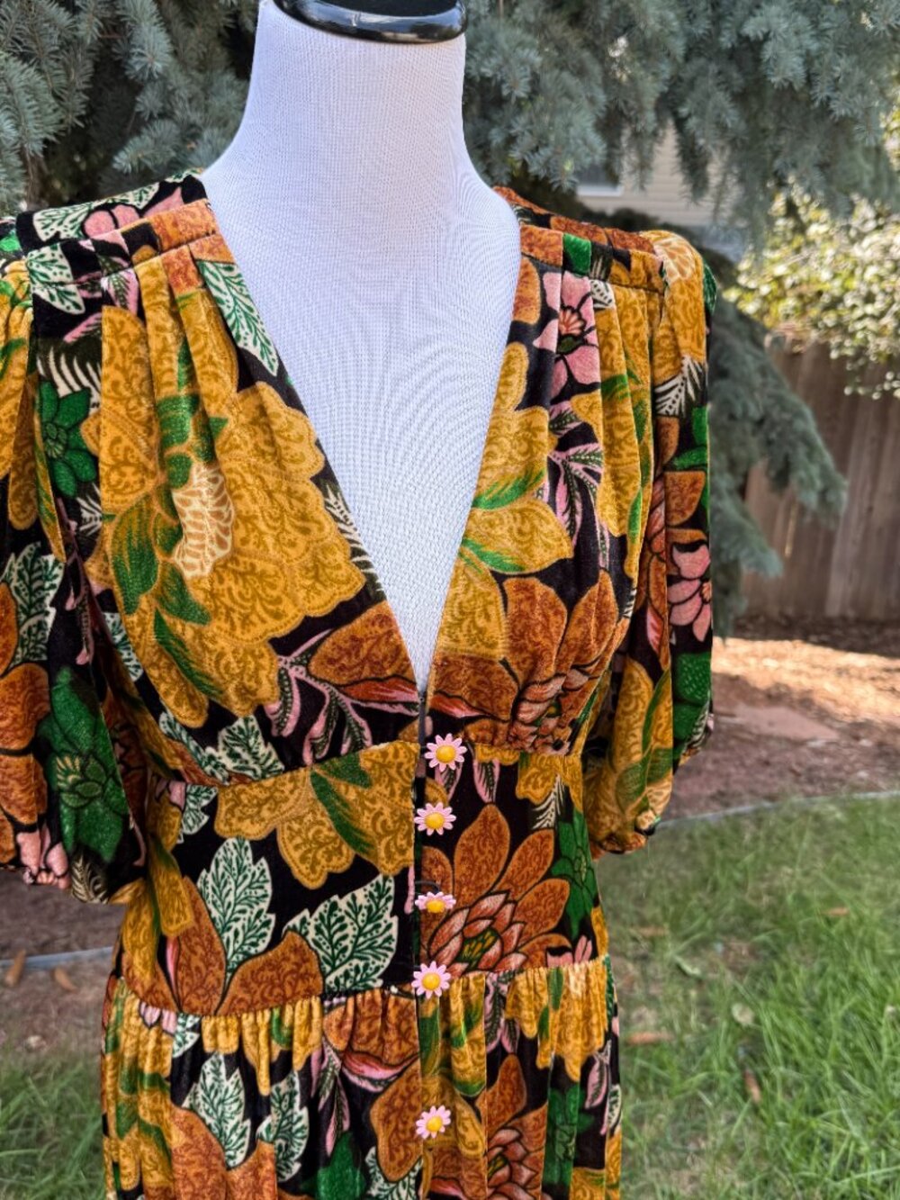 Farm Rio Garden Velvet Midi Dress M - Picture 2 of 5